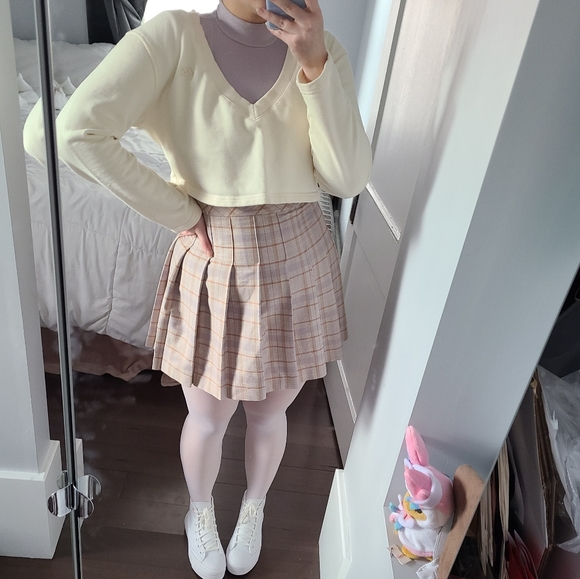 For Love & Lemons Ivory Cropped Sweatshirt - Picture 3 of 8